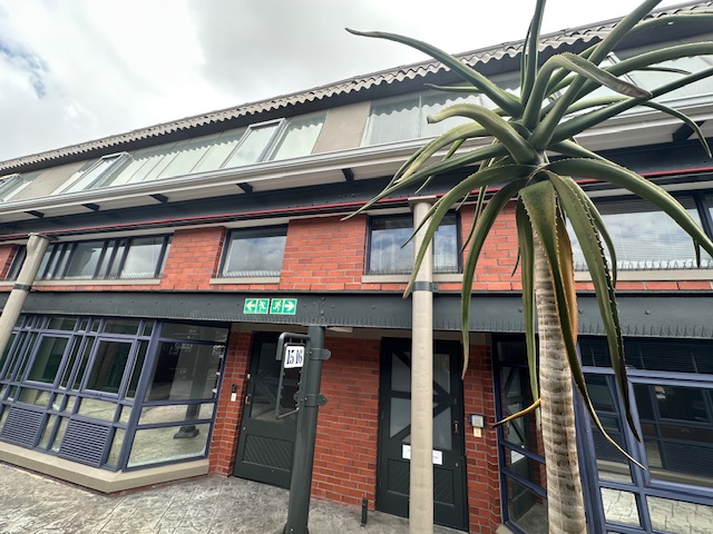 To Let Commercial Property for Rent in Observatory Western Cape